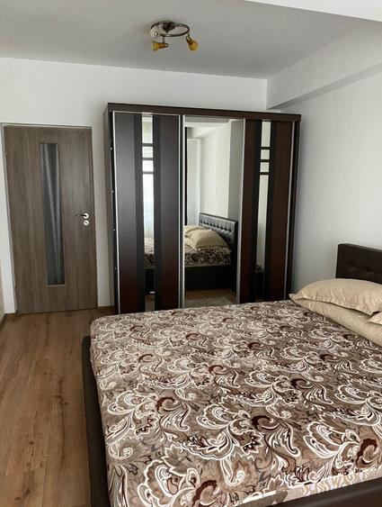 Apartament cu 2 camere semidecomandat în Calea Severinului
