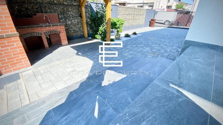 Casă individuală cu 4 camere cu Canalizare în Șelimbăr