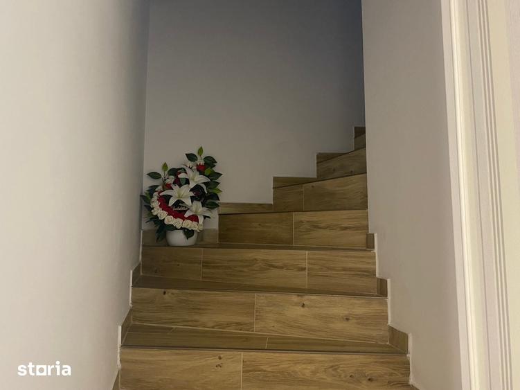Casă cu 4 camere cu Teren 720 Mp în Solidarității