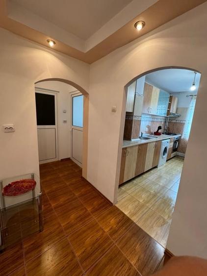 Apartament cu 2 camere decomandat în Vest