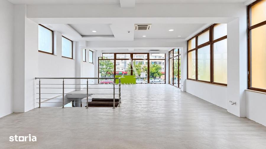 Spațiu comercial, de 150 mp, în Iosia