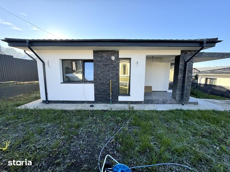 Casă cu 3 camere cu Teren 350 Mp în Bucium
