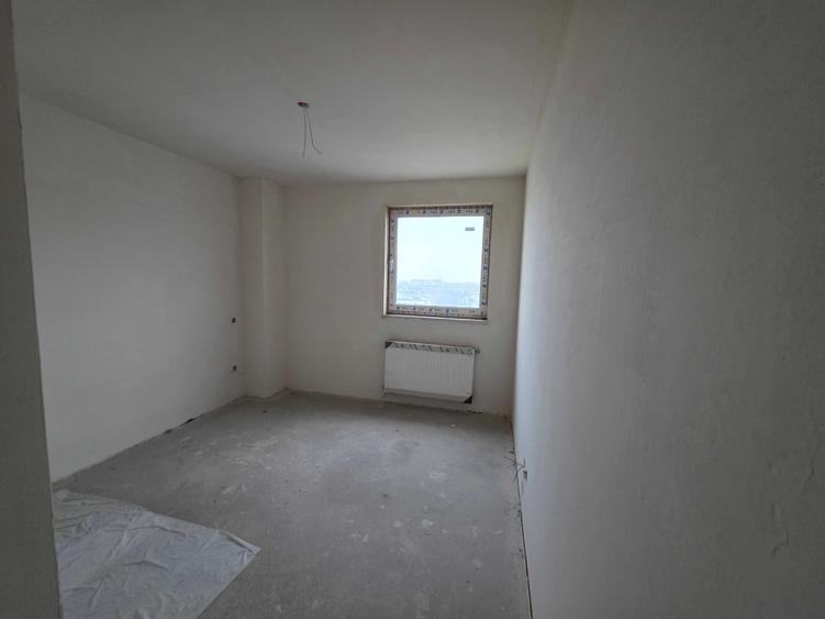 Apartament cu 3 camere nedecomandat în Central