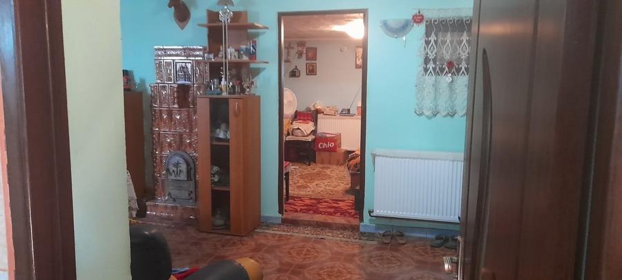 Casă individuală cu 6 camere cu Canalizare în Bechinești