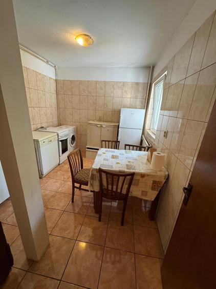 Birou, de 80 mp, în Panduri