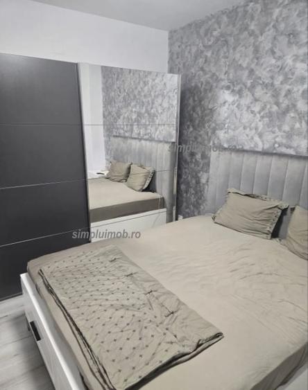 Apartament cu 2 camere decomandat, mobilat în P-ța Romană