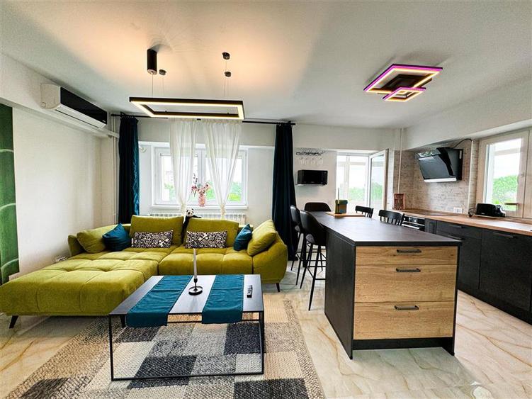 Apartament cu 3 camere decomandat, mobilat în Herăstrău