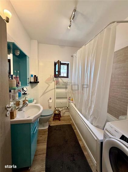 Apartament cu 2 camere decomandat în Valea Lupului