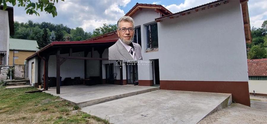 Casă cu Teren 878 Mp în Văliug