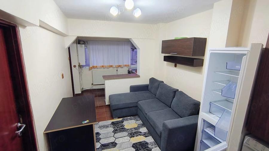 Apartament cu 2 camere semidecomandat în Central