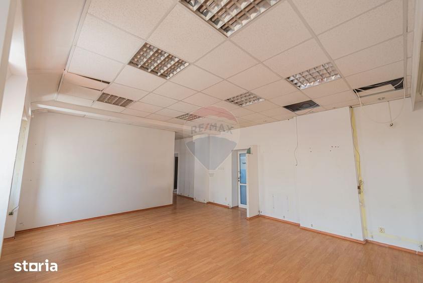 Spațiu comercial, de 120 mp, în Eminescu