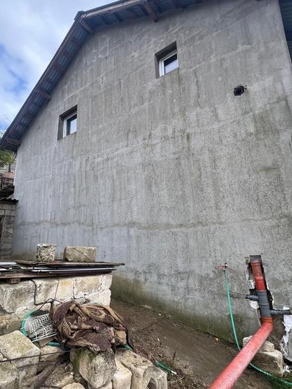 Casă cu 4 camere în Bogonos