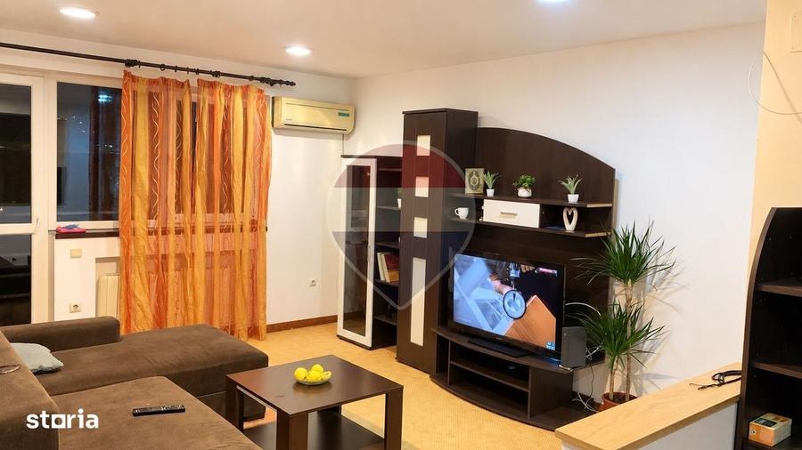 Apartament cu 3 camere, mobilat în Splaiul Unirii