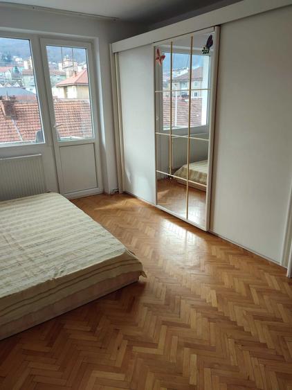 Apartament cu 2 camere decomandat în Luncă