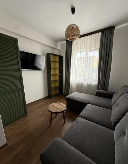 Apartament cu 2 camere, mobilat în Dâmbul Rotund