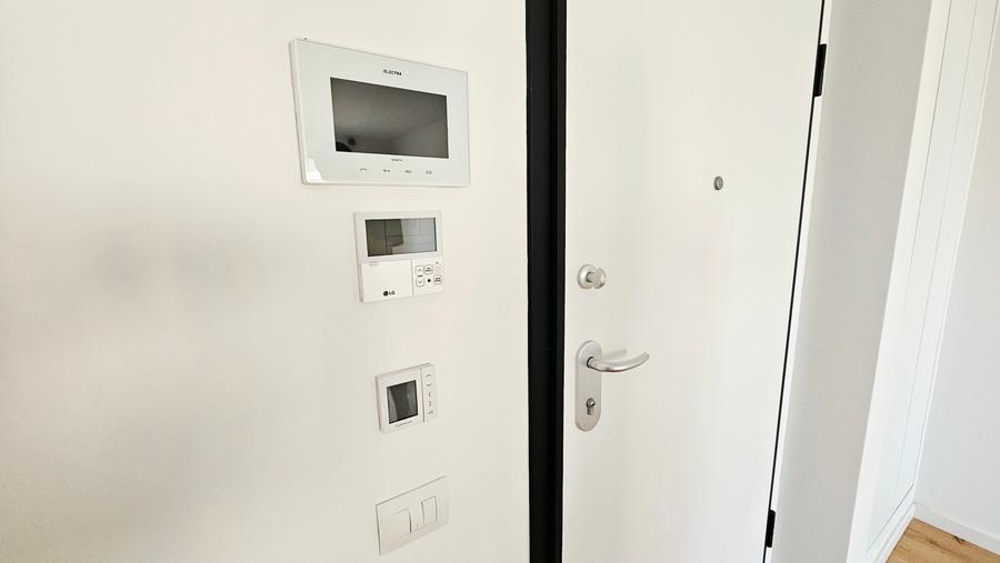 Apartament cu 2 camere semidecomandat în Aviației