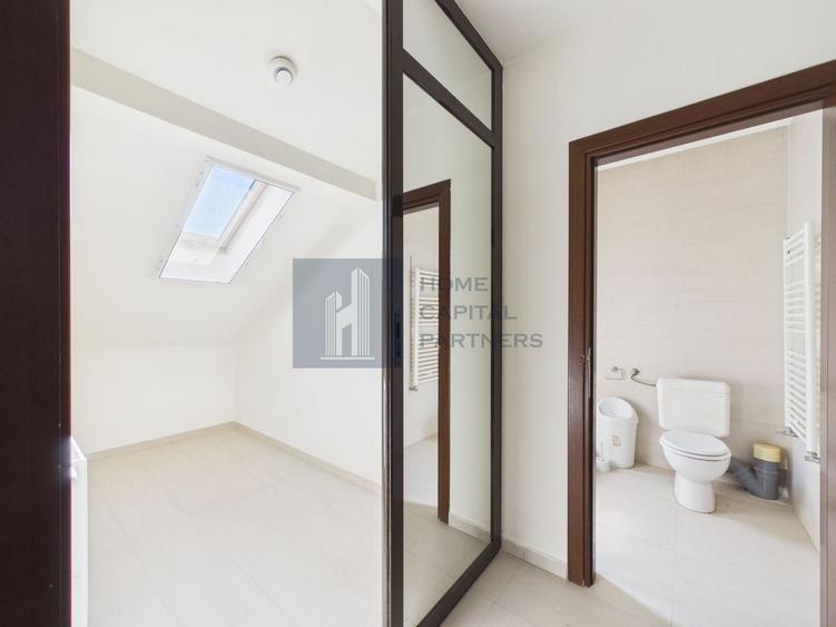 Duplex cu 6 camere cu Canalizare în Tunari