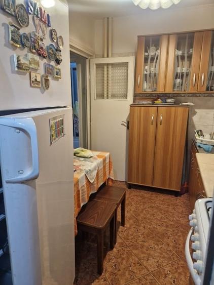 Apartament cu 2 camere semidecomandat, mobilat în Gara de Nord