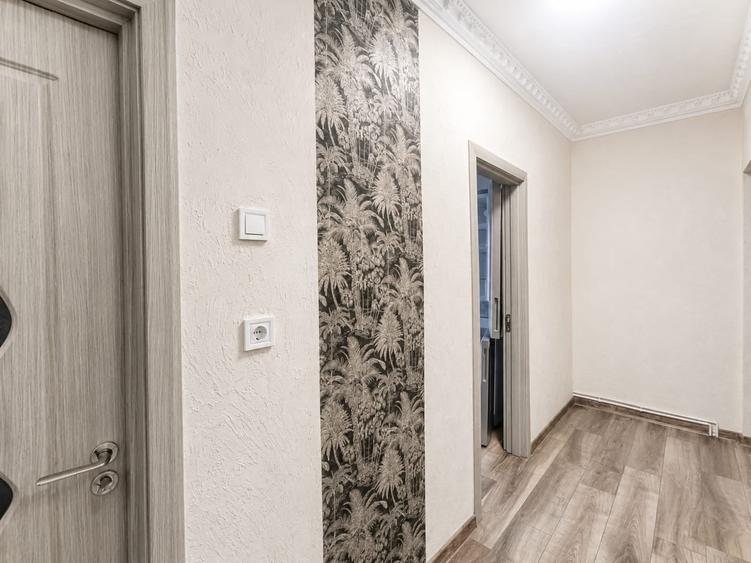 2 camere decomandat, Etaj 1 , Brașovul Vechi – Str. Simion Bărnuțiu - 5