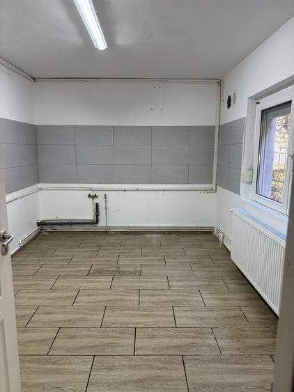 Spațiu comercial, de 55 mp, în Micro 16