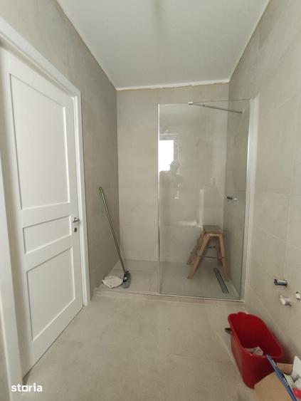 Casă cu 4 camere cu Teren 340 Mp în Joița