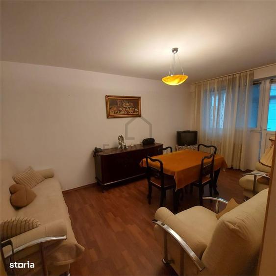 Apartament cu 3 camere, mobilat în Pantelimon