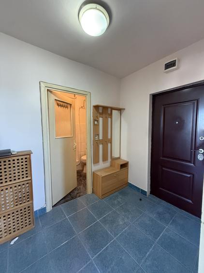 Apartament cu 2 camere decomandat, mobilat în Complex Studențesc