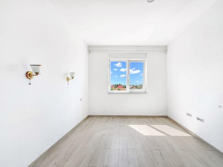 Apartament cu 2 camere semidecomandat în Giroc