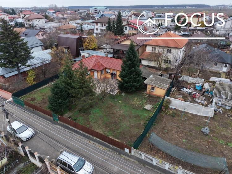 Casă individuală cu 4 camere cu Canalizare în Pipera