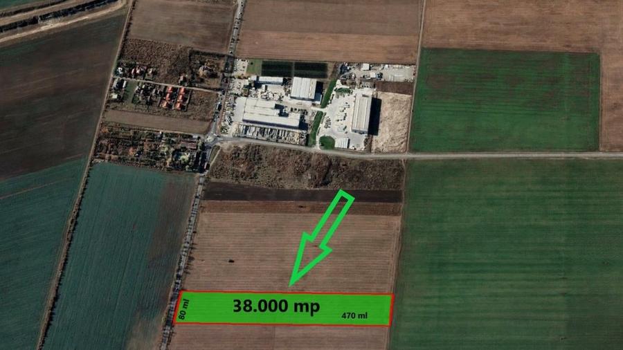 Teren agricol intravilan de 38000 mp, în Central
