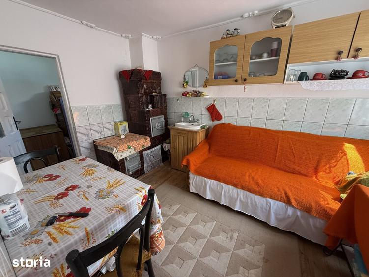 Casă cu 3 camere cu Teren 476 Mp în Vistieru
