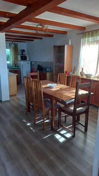 Casă cu 4 camere în Fârdea