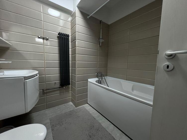 Apartament cu 2 camere decomandat, mobilat în Tomis Nord