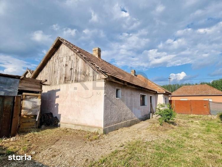 Casă cu 3 camere cu Teren 1940 Mp în Biharia