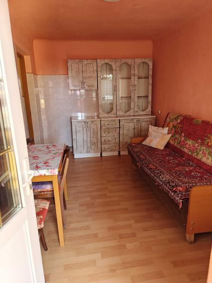 Casă cu 2 camere în Central