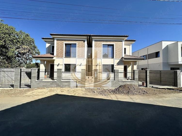 Duplex cu 4 camere cu Canalizare în Săcălaz