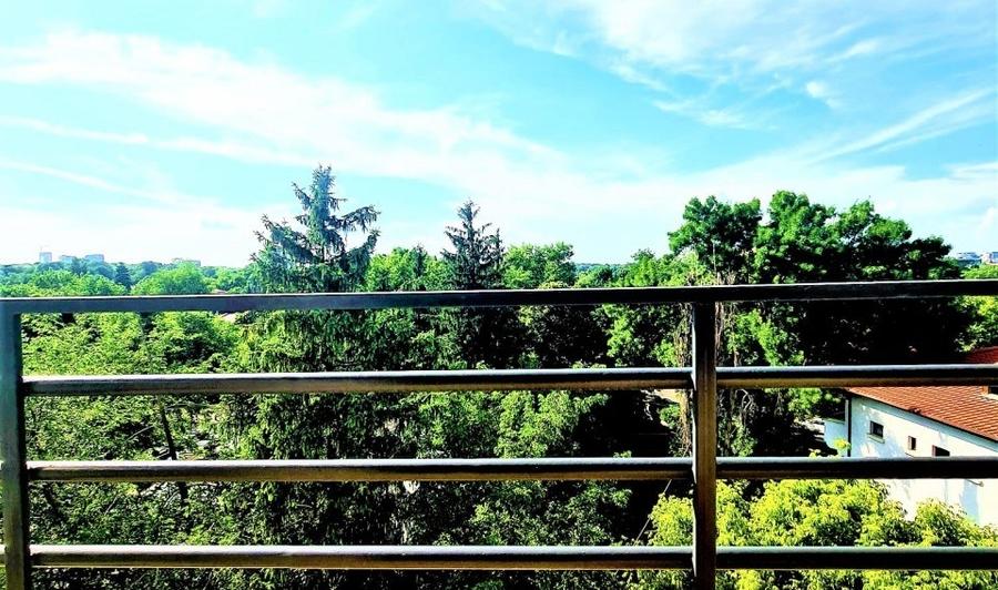 Apartament cu 4 camere în Primăverii
