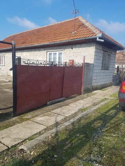 Casă cu Teren 35 Mp în Central