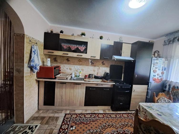 Casă cu 1 camere cu Teren 687 Mp în Vest