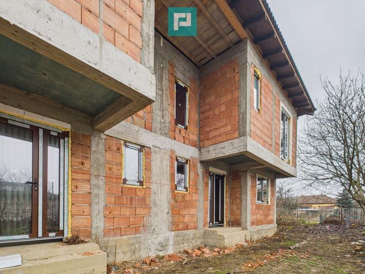 Duplex solid 120 mp, intimitate și calm in Chisoda - 5