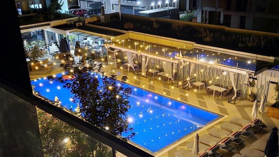 Apartament cu 3 camere decomandat, mobilat în Pipera