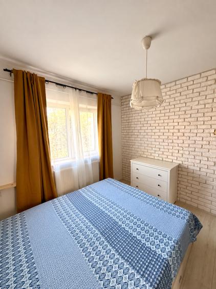 Apartament cu 2 camere decomandat în Nicolina