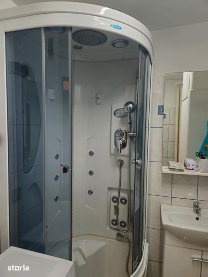 Apartament cu 2 camere în Tei