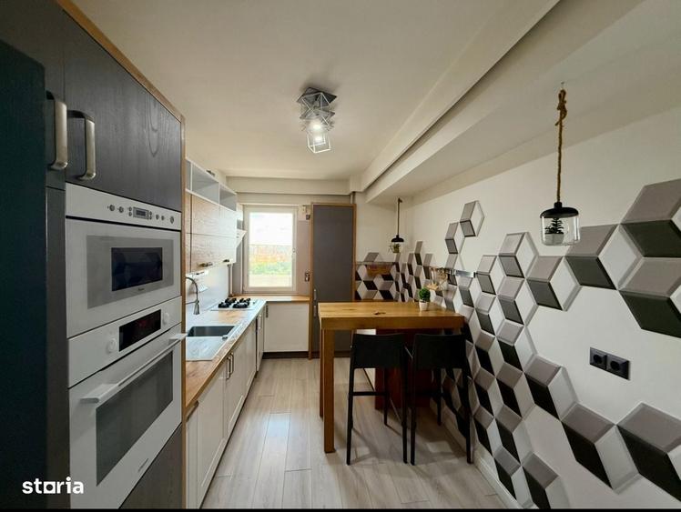 Apartament cu 3 camere în Central