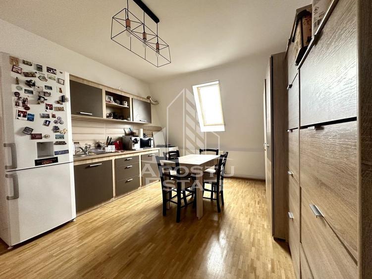 Apartament cu 2 camere semidecomandat în Dâmbovița