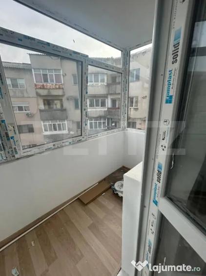 Apartament cu 2 camere semidecomandat în Micro 11