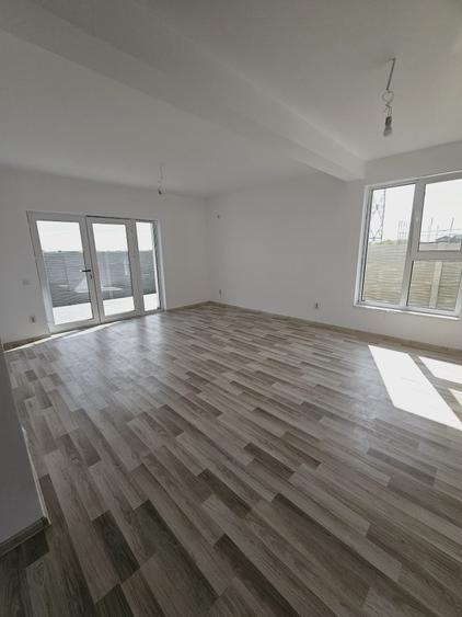 Casă individuală cu 3 camere cu Teren 320 Mp în Berceni