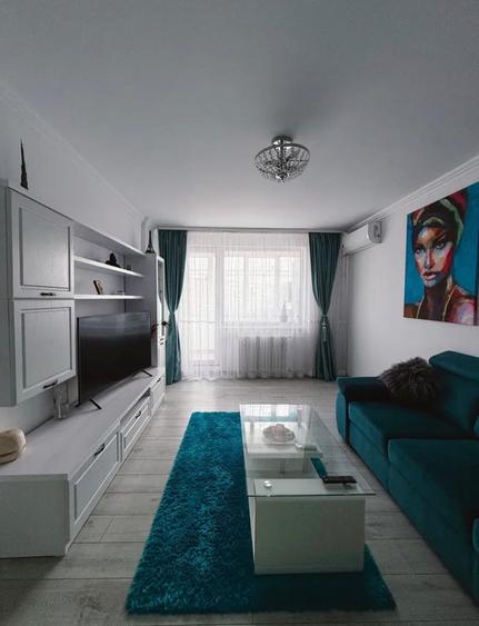 Apartament cu 3 camere decomandat în Gorjului