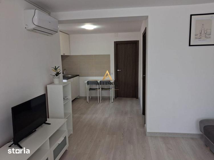 Apartament cu 2 camere în Micro 3