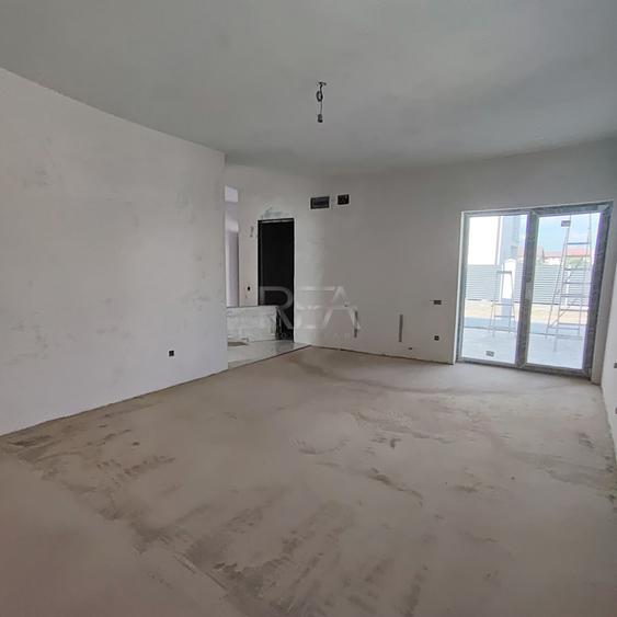 Casă individuală cu 3 camere cu Teren 350 Mp în Domnești